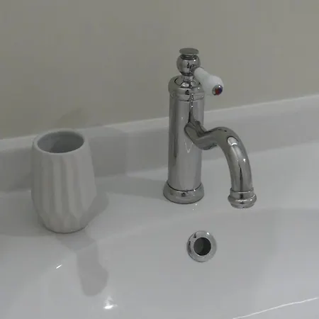 La Petite Lande לינה וארוחת בוקר